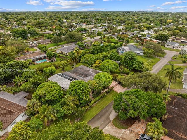 17625 SW 91st Avenue, Palmetto Bay, FL 33157