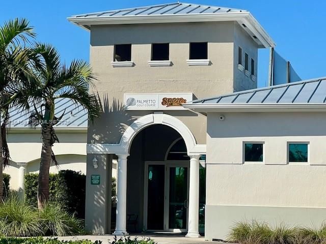 17625 SW 91st Avenue, Palmetto Bay, FL 33157