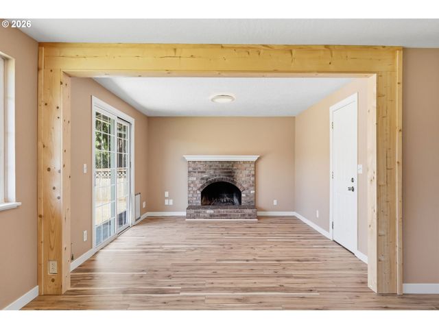 1705 BREWER Ave, Eugene, OR 97401