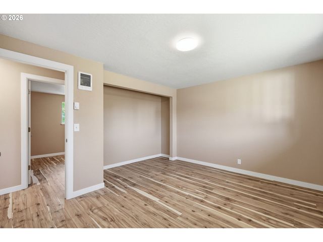 1705 BREWER Ave, Eugene, OR 97401