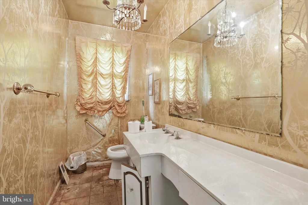 603 LARAMIE PL, PHILADELPHIA, PA 19115 — photo 3