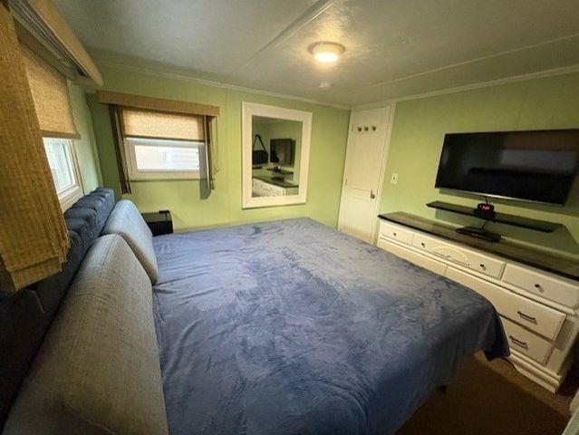 300 East Washington 54 R, North Attleboro, MA 02760