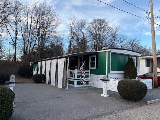 300 East Washington 54 R, North Attleboro, MA 02760