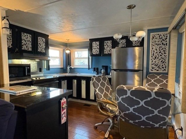 300 East Washington 54 R, North Attleboro, MA 02760