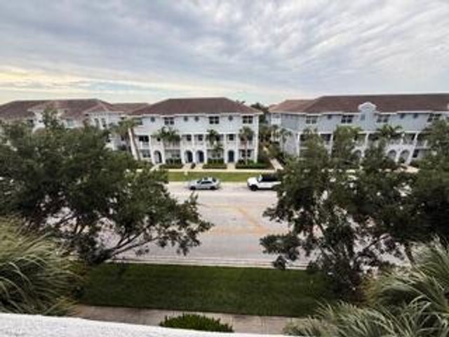 1660 Renaissance Commons Boulevard 2418, Boynton Beach, FL 33426