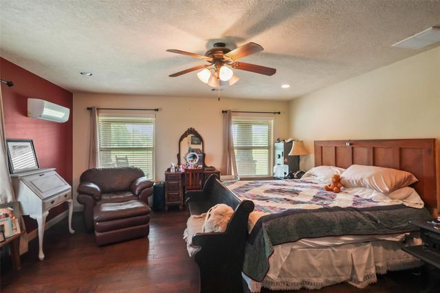 34366 Owens Road, Hempstead, TX 77445