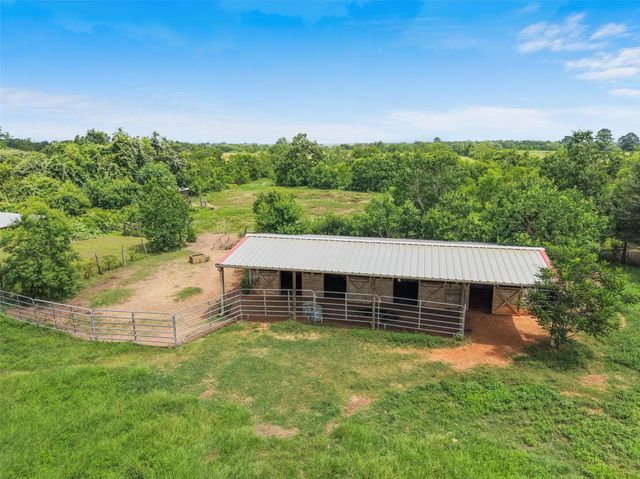 34366 Owens Road, Hempstead, TX 77445