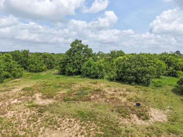 34366 Owens Road, Hempstead, TX 77445