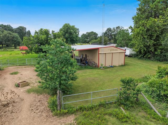 34366 Owens Road, Hempstead, TX 77445