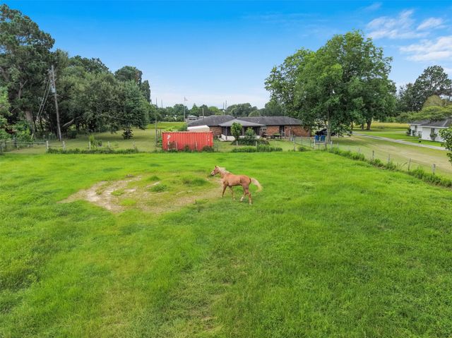 34366 Owens Road, Hempstead, TX 77445
