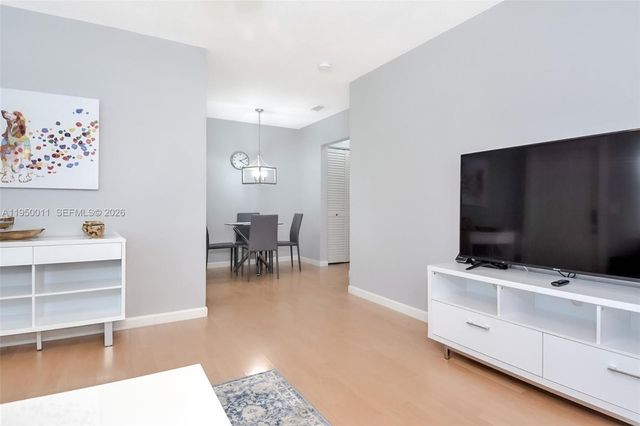 1015 SW 30th St 1015, Fort Lauderdale, FL 33315