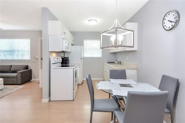 1015 SW 30th St 1015, Fort Lauderdale, FL 33315