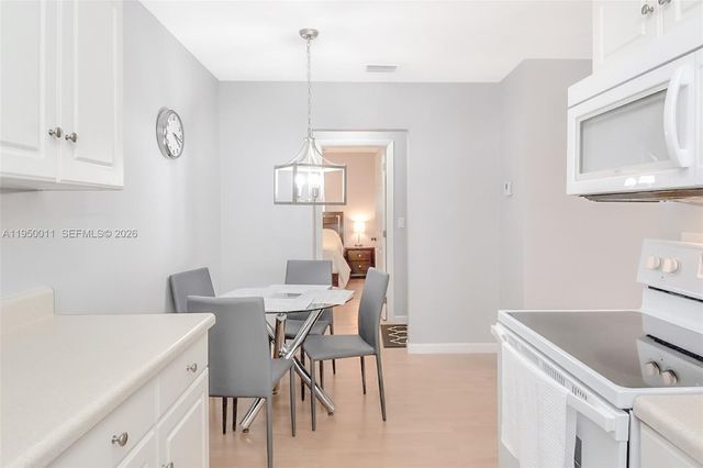 1015 SW 30th St 1015, Fort Lauderdale, FL 33315