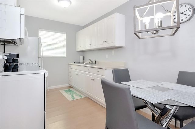 1015 SW 30th St 1015, Fort Lauderdale, FL 33315