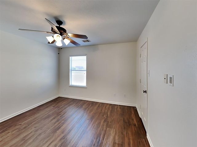 2303 Cantabria Lane, League City, TX 77573