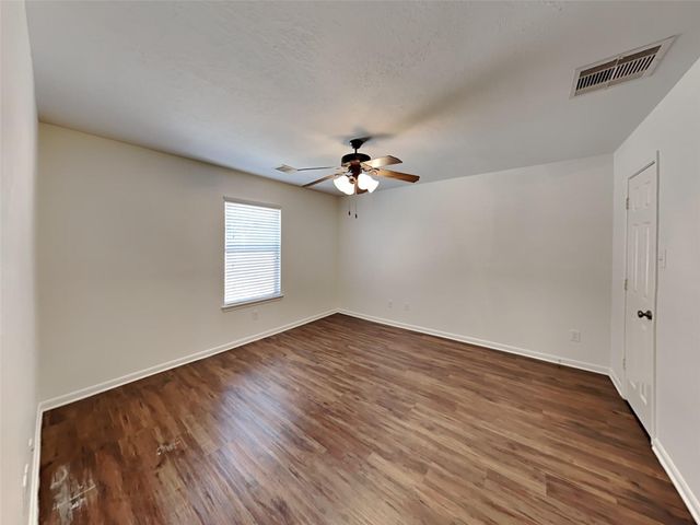 2303 Cantabria Lane, League City, TX 77573