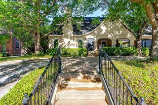 1929 Forest Park Boulevard, Fort Worth, TX 76110