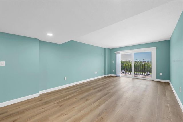 7050 SUNSET DRIVE S 302, South Pasadena, FL 33707