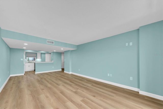 7050 SUNSET DRIVE S 302, South Pasadena, FL 33707