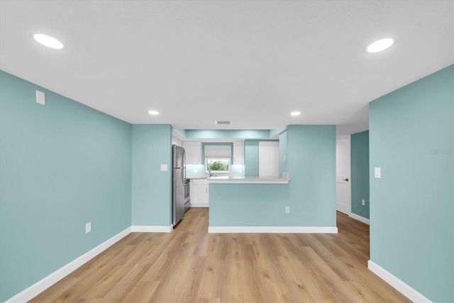 7050 SUNSET DRIVE S 302, South Pasadena, FL 33707
