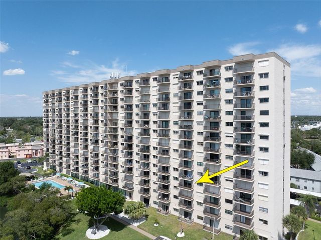 7050 SUNSET DRIVE S 302, South Pasadena, FL 33707