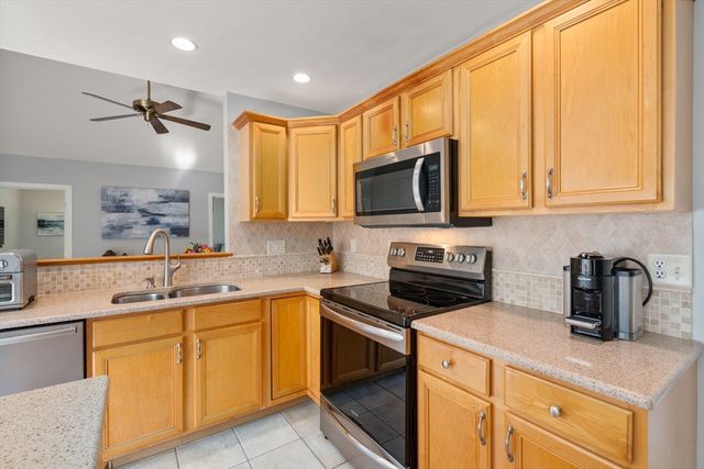 121 Matheson Drive, Marlborough, MA 01572