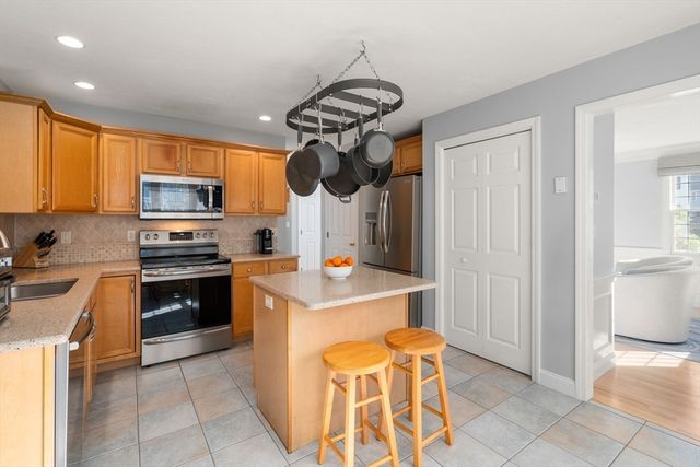 121 Matheson Drive, Marlborough, MA 01572