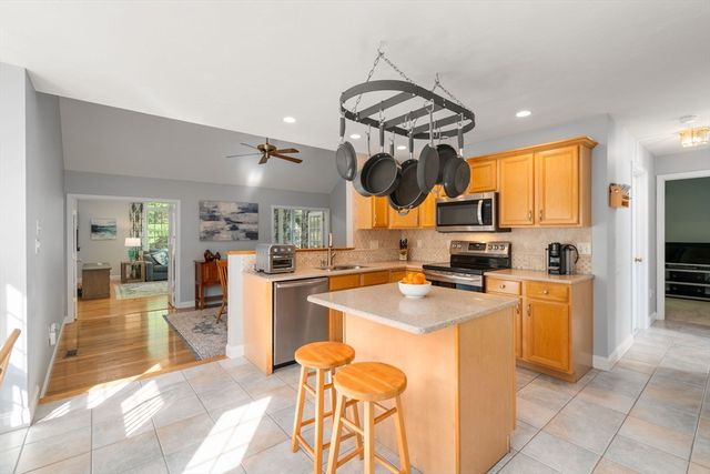 121 Matheson Drive, Marlborough, MA 01572