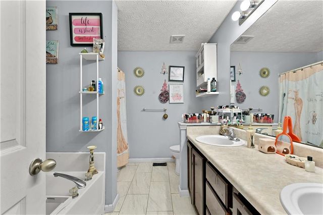 125 Tricias Way, Temple, GA 30179