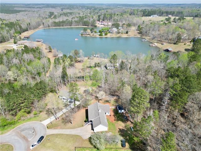 125 Tricias Way, Temple, GA 30179