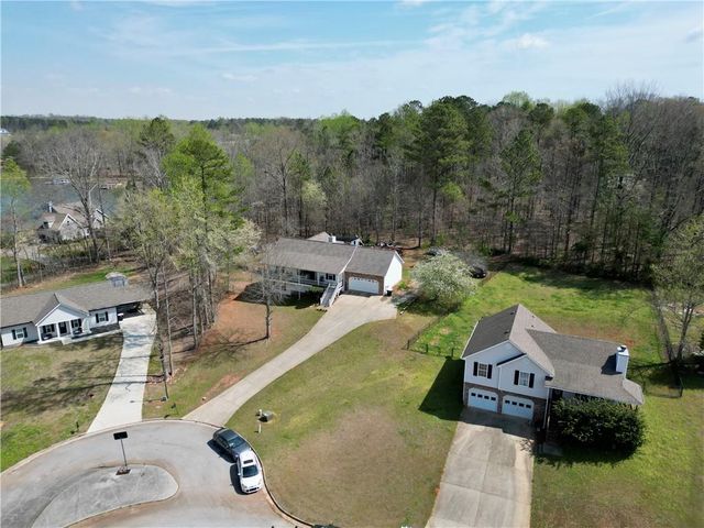 125 Tricias Way, Temple, GA 30179