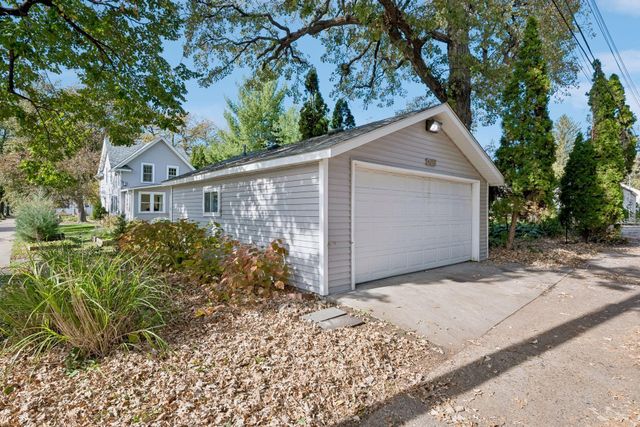 4357 30th Avenue S, Minneapolis, MN 55406