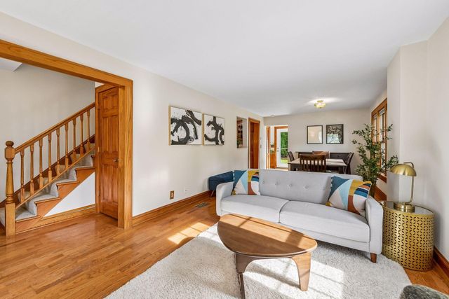 4357 30th Avenue S, Minneapolis, MN 55406