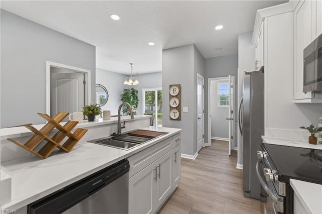 421 Highland AVE, Suffolk, VA 23434