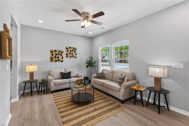 421 Highland AVE, Suffolk, VA 23434