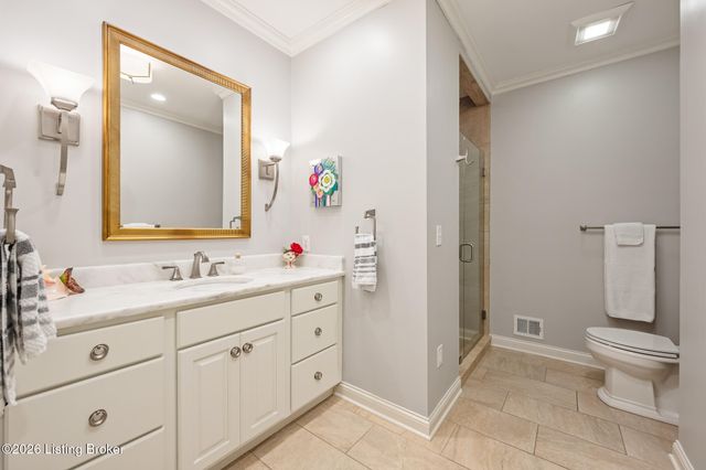 2601 Alia Cir, Louisville, KY 40222