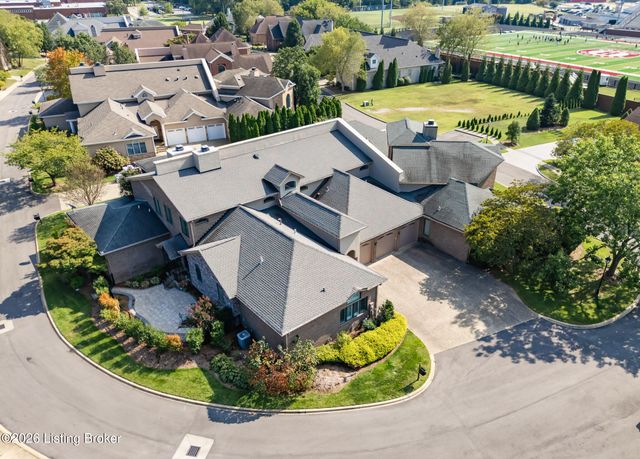 2601 Alia Cir, Louisville, KY 40222