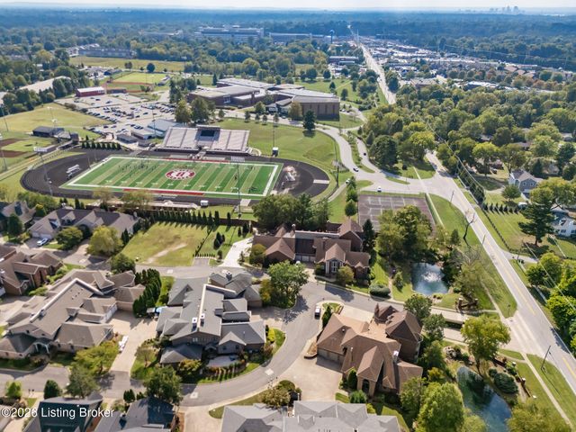 2601 Alia Cir, Louisville, KY 40222