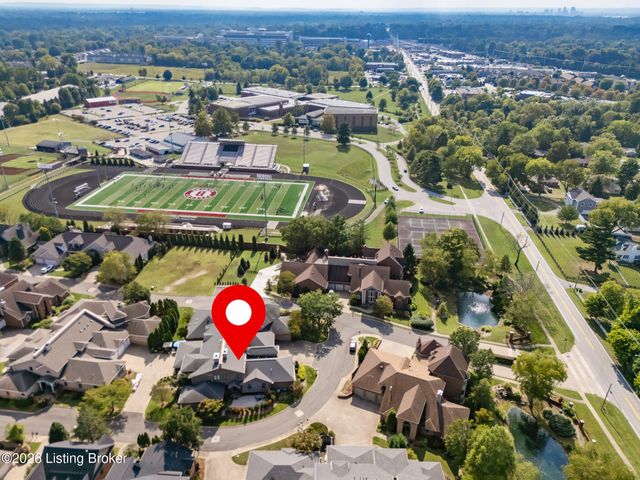 2601 Alia Cir, Louisville, KY 40222