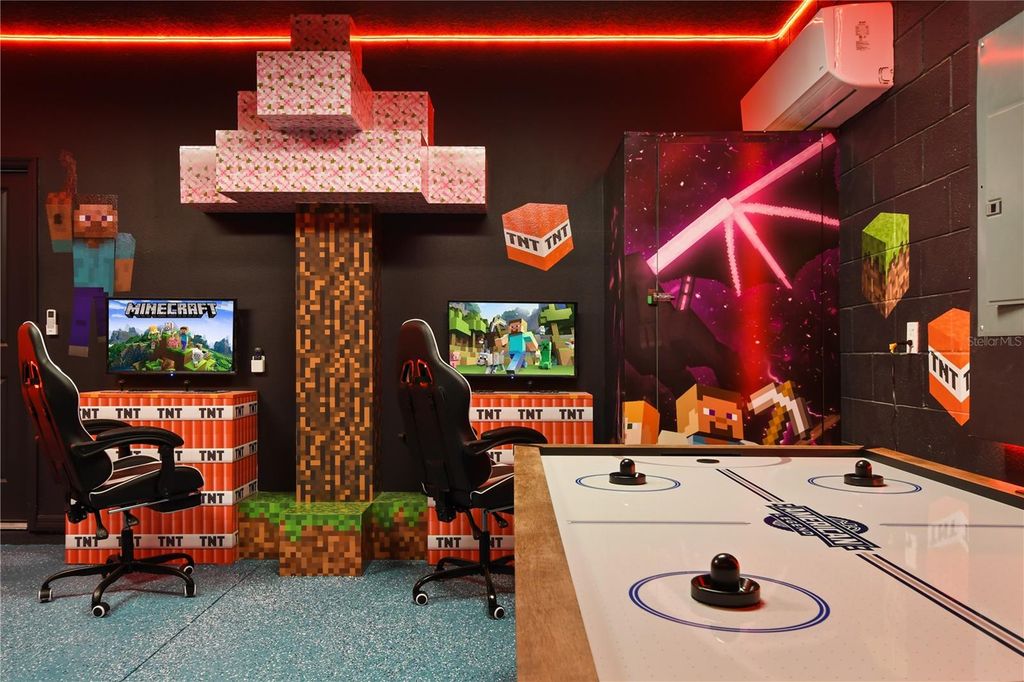 Image 70 of property listing at 4157 LANA AVENUE, Davenport, FL 33897