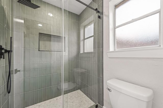 11507 Barwood Bend Drive, Houston, TX 77065