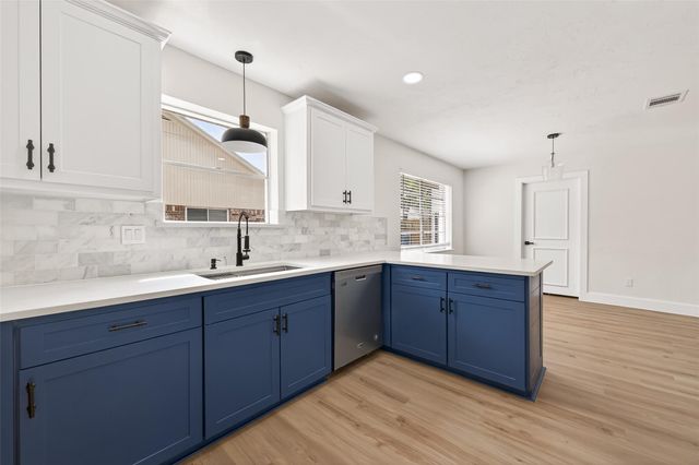 11507 Barwood Bend Drive, Houston, TX 77065