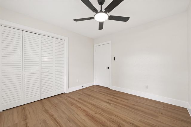 11507 Barwood Bend Drive, Houston, TX 77065