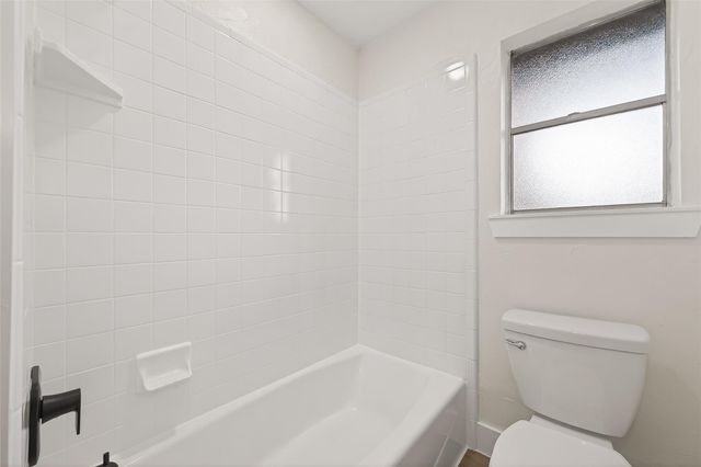 11507 Barwood Bend Drive, Houston, TX 77065