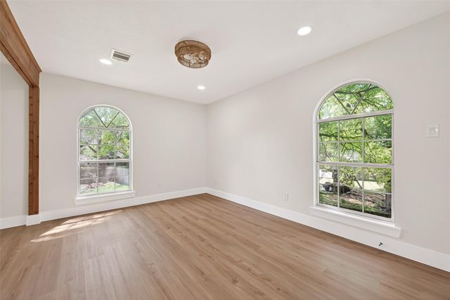 11507 Barwood Bend Drive, Houston, TX 77065