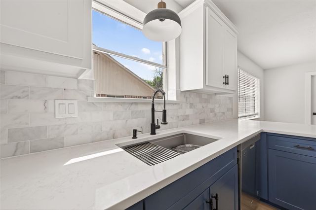 11507 Barwood Bend Drive, Houston, TX 77065