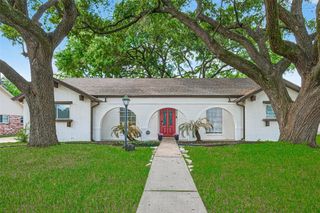 11507 Barwood Bend Drive, Houston, TX 77065