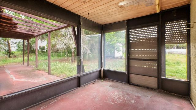 5112 BERNADETTE DRIVE, Zephyrhills, FL 33541