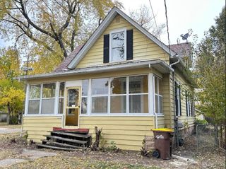 1802 16th Avenue, Rockford, IL 61104