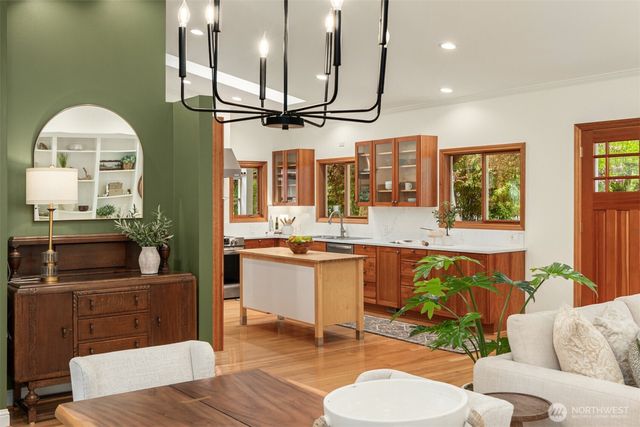 6729 NE Ralston Road, Bainbridge Island, WA 98110